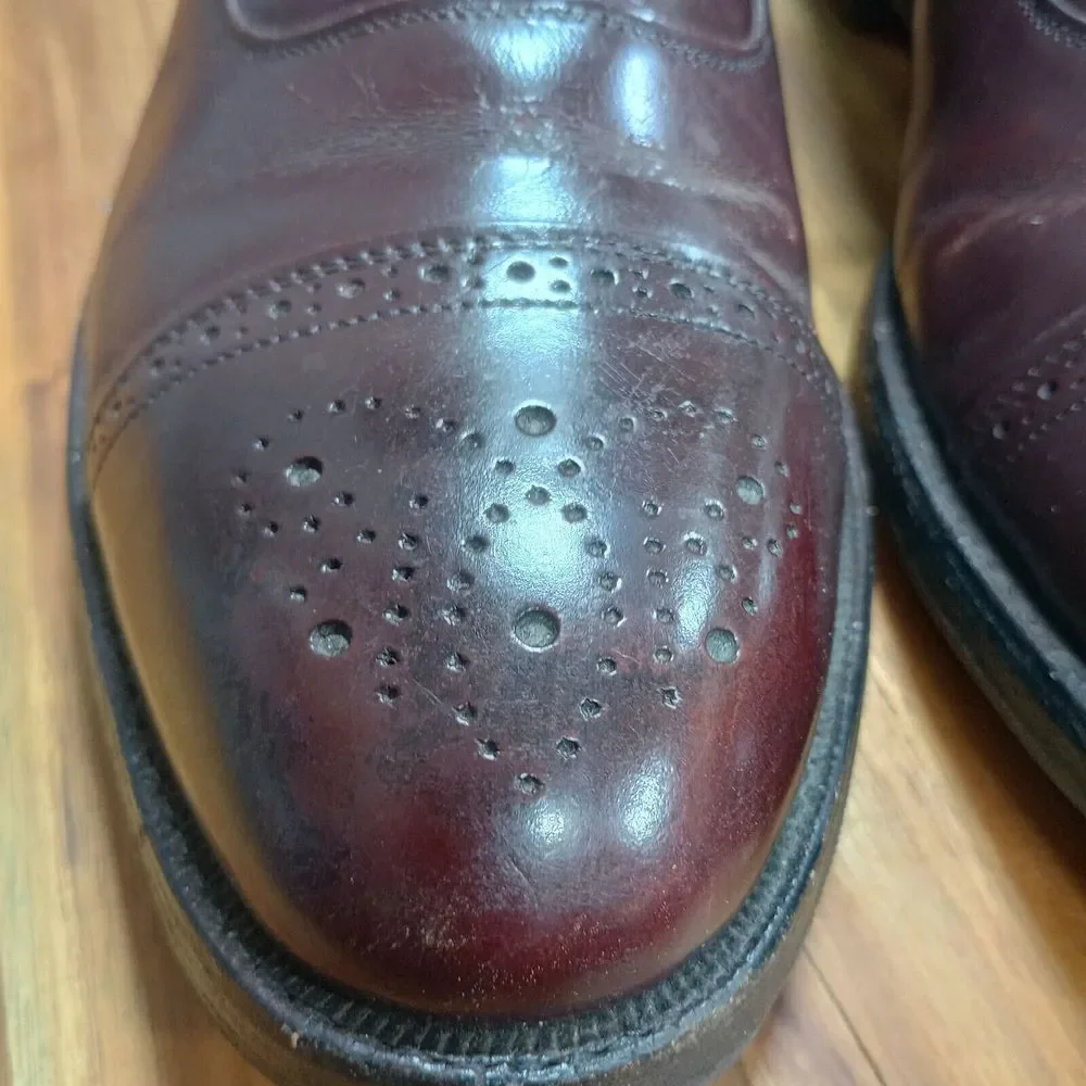 Johnston & Murphy used clothing